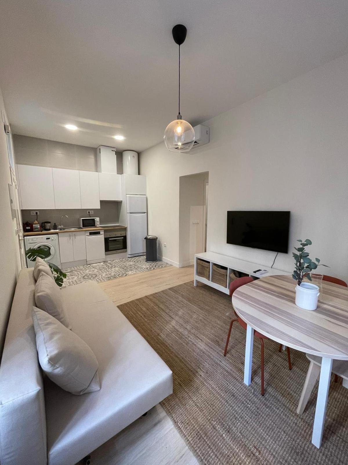 Bajo Duplex 7Pax A 5 Min De Gran Via-Malasana マドリード エクステリア 写真